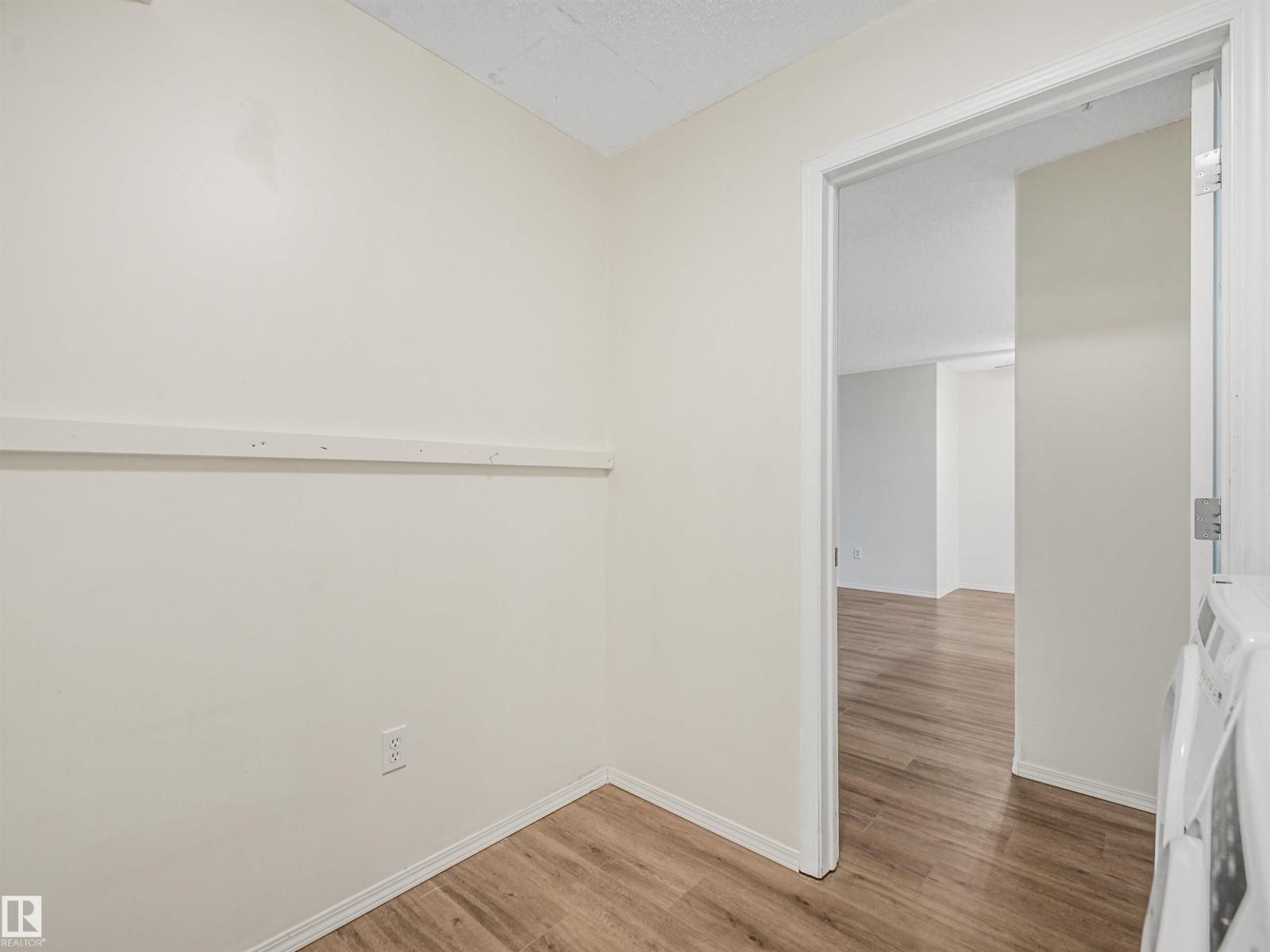#112 13635 34 St Nw Property Photo 8