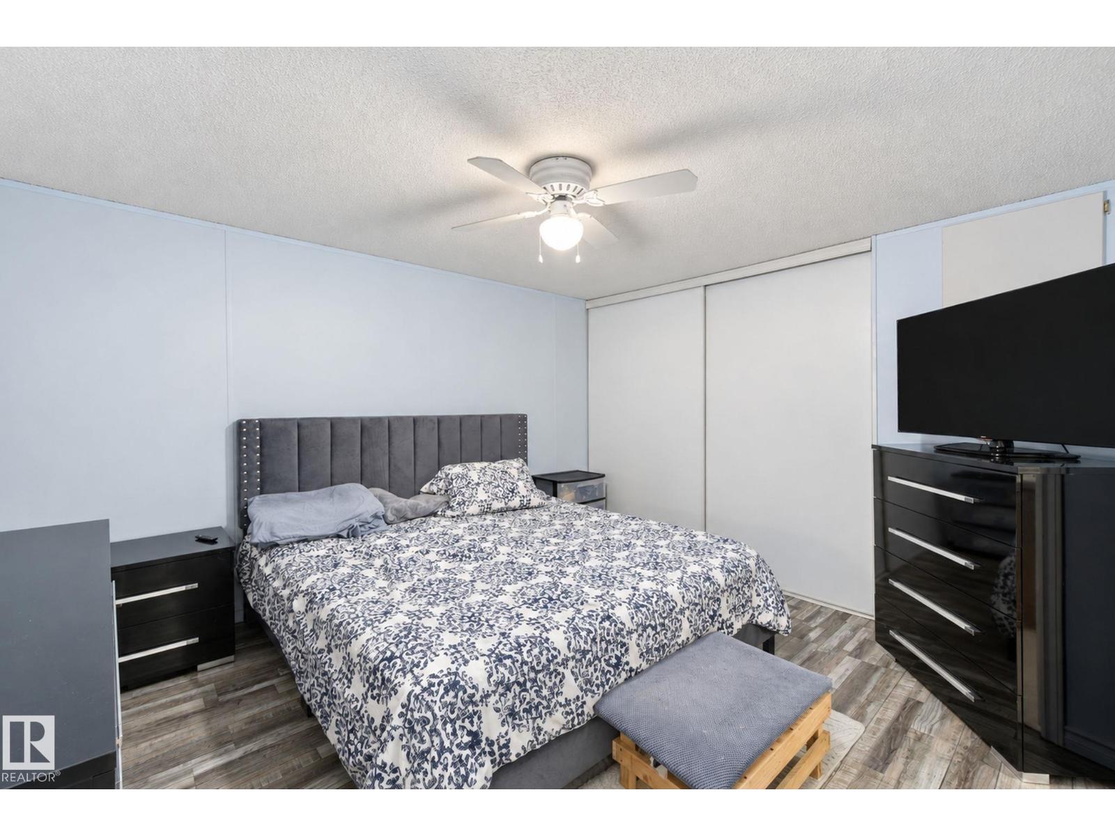 #110 3400 48 St Property Photo 15