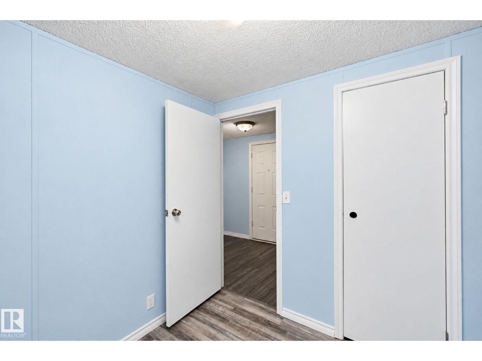#110 3400 48 St Property Photo 24