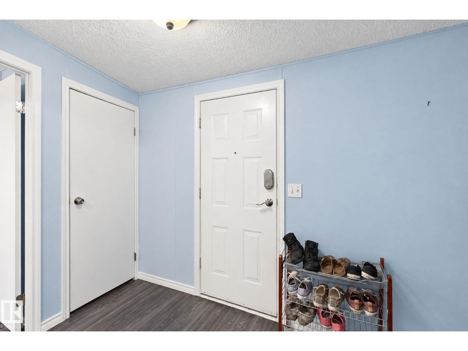 #110 3400 48 St Property Photo 26