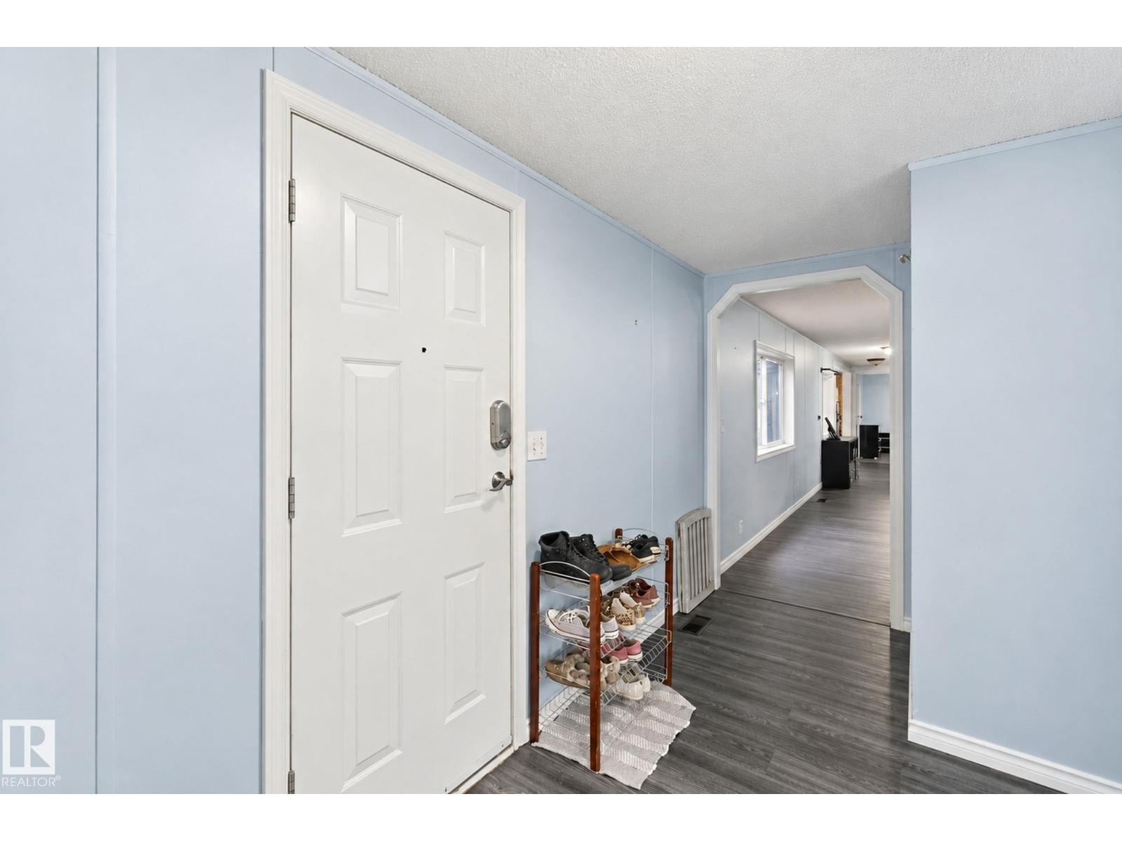 #110 3400 48 St Property Photo 27