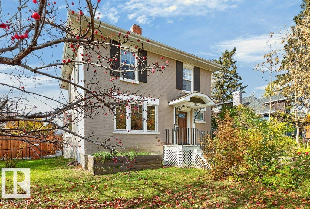 11204 127 St Nw Property Photo 4