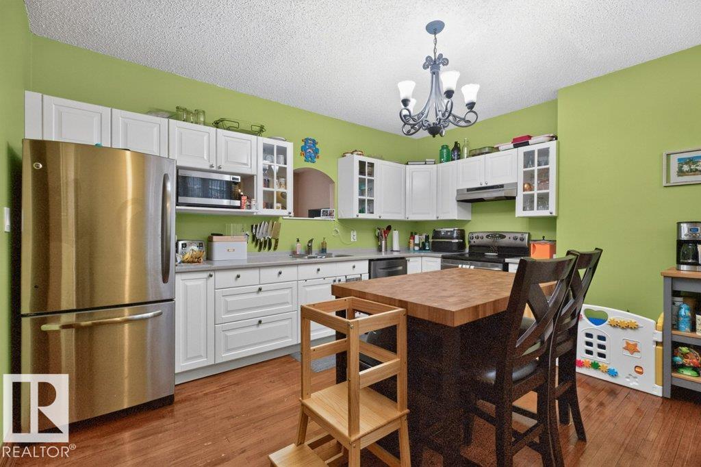11204 127 St Nw Property Photo 6
