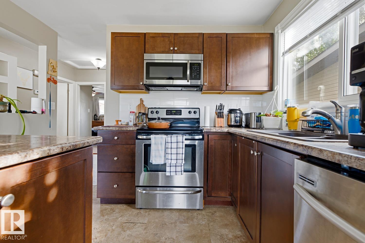 4727 105 St Nw Property Photo 18