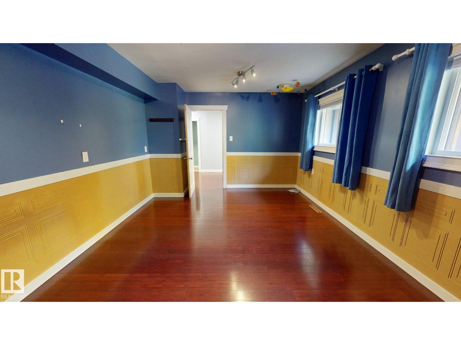 9712 209 St Nw Property Photo 11