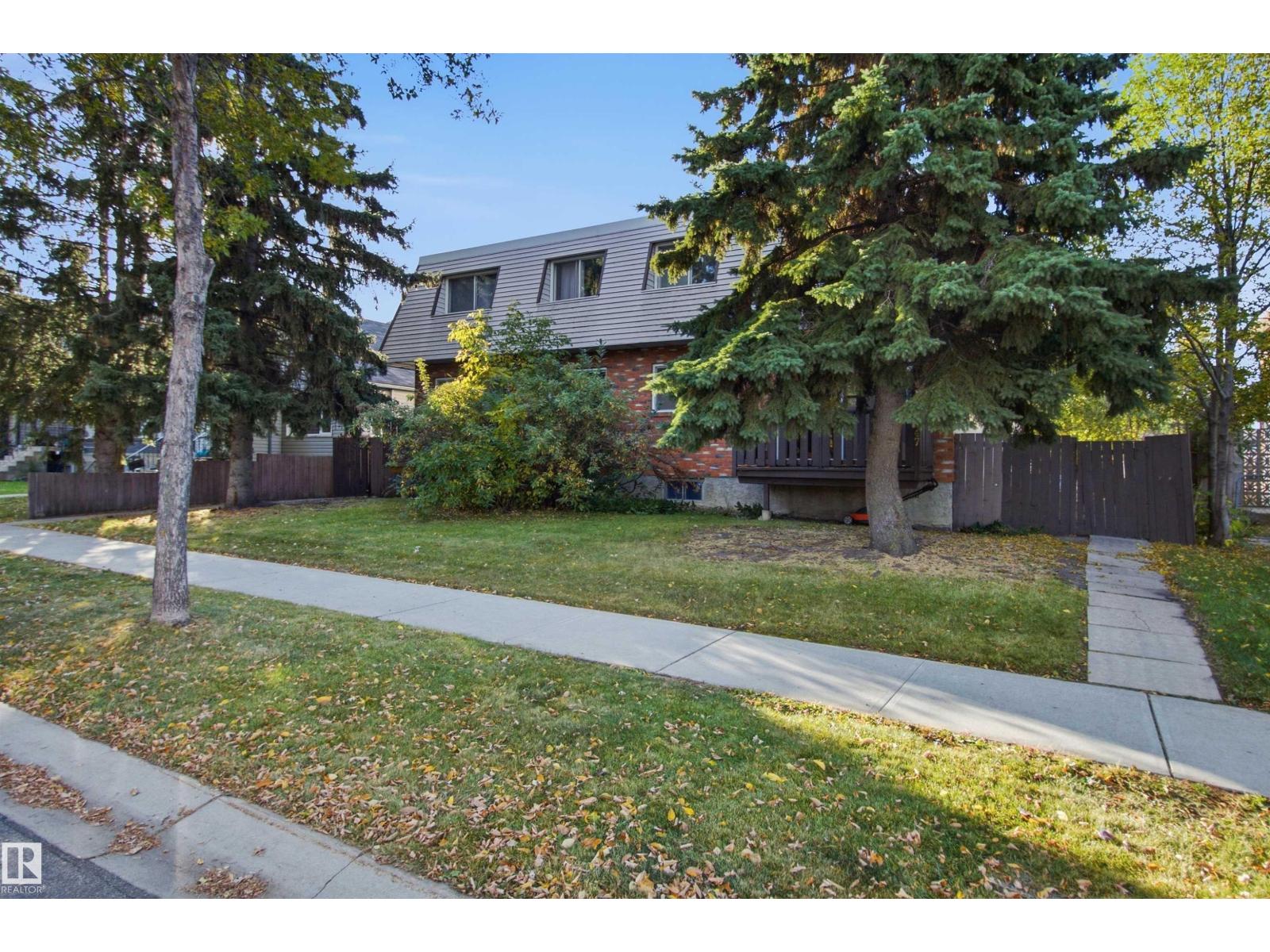8945 78 Av Nw Property Photo 4
