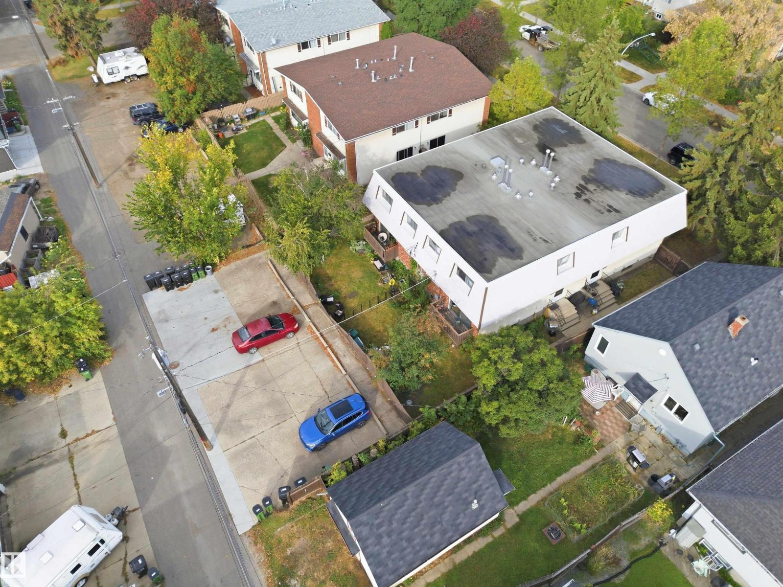 8945 78 Av Nw Property Photo 15