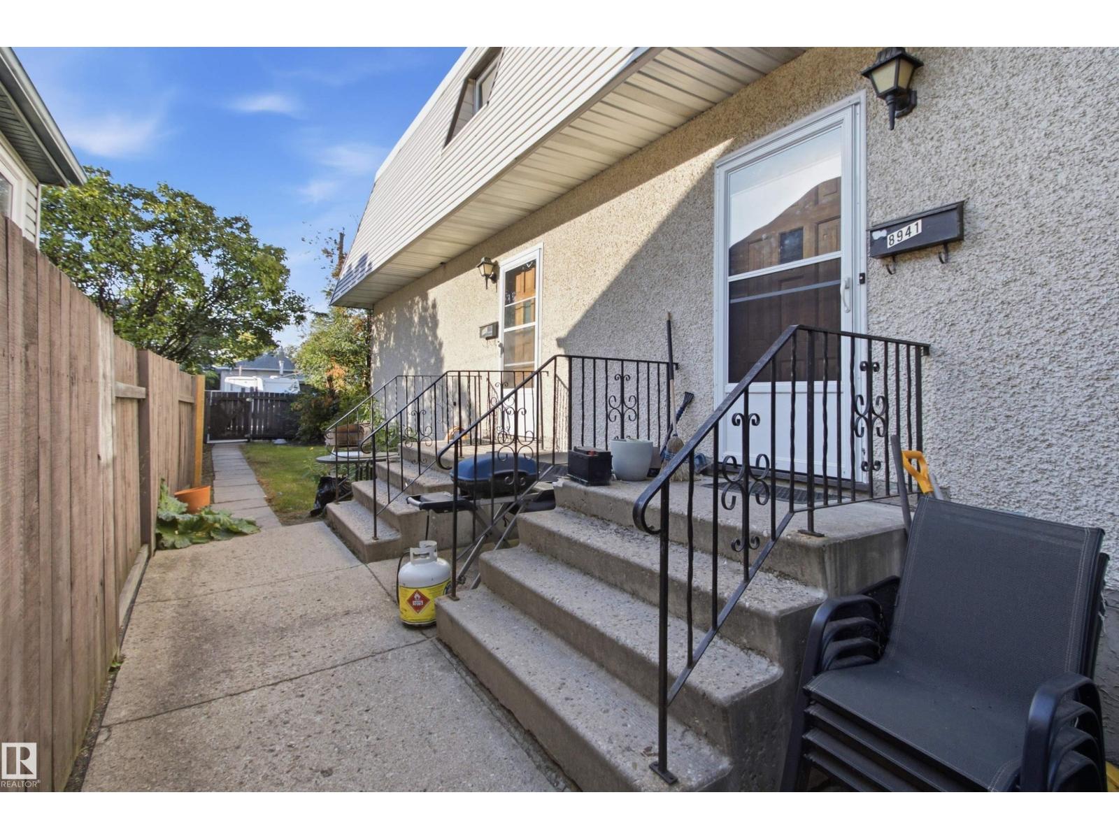 8945 78 Av Nw Property Photo 23