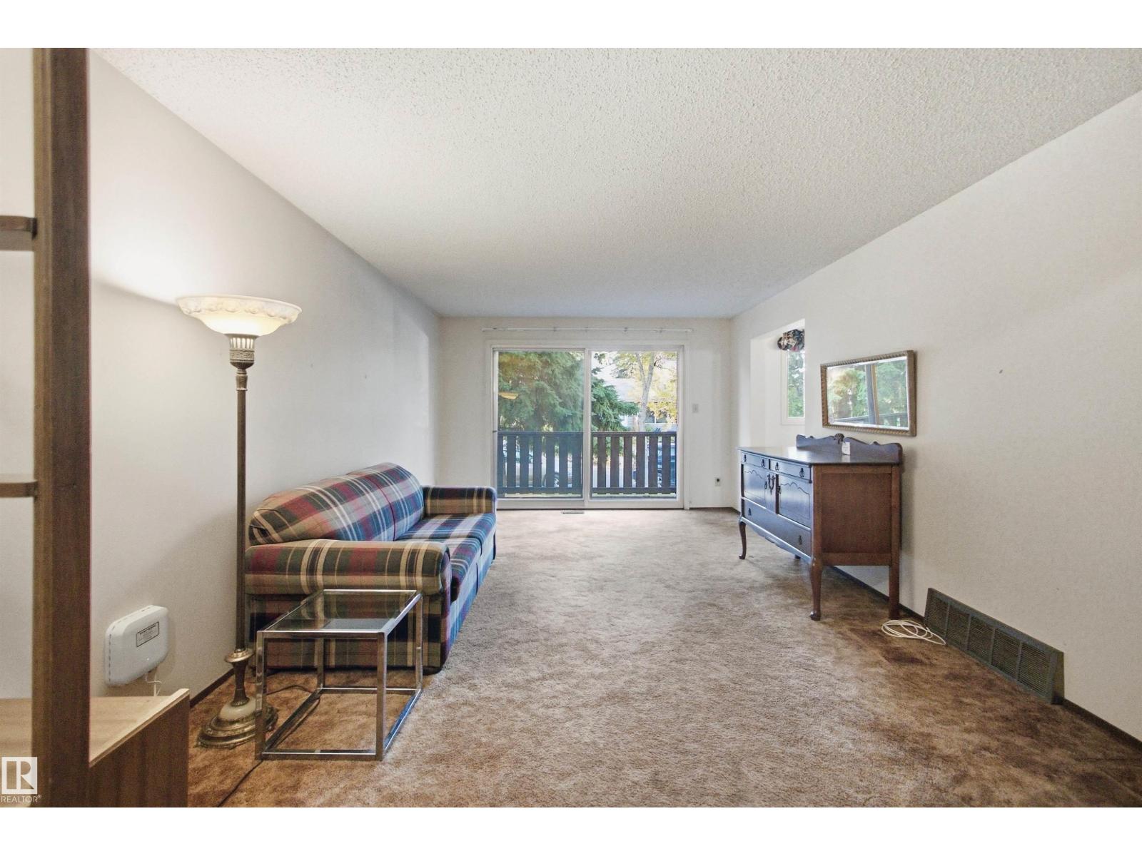 8945 78 Av Nw Property Photo 25