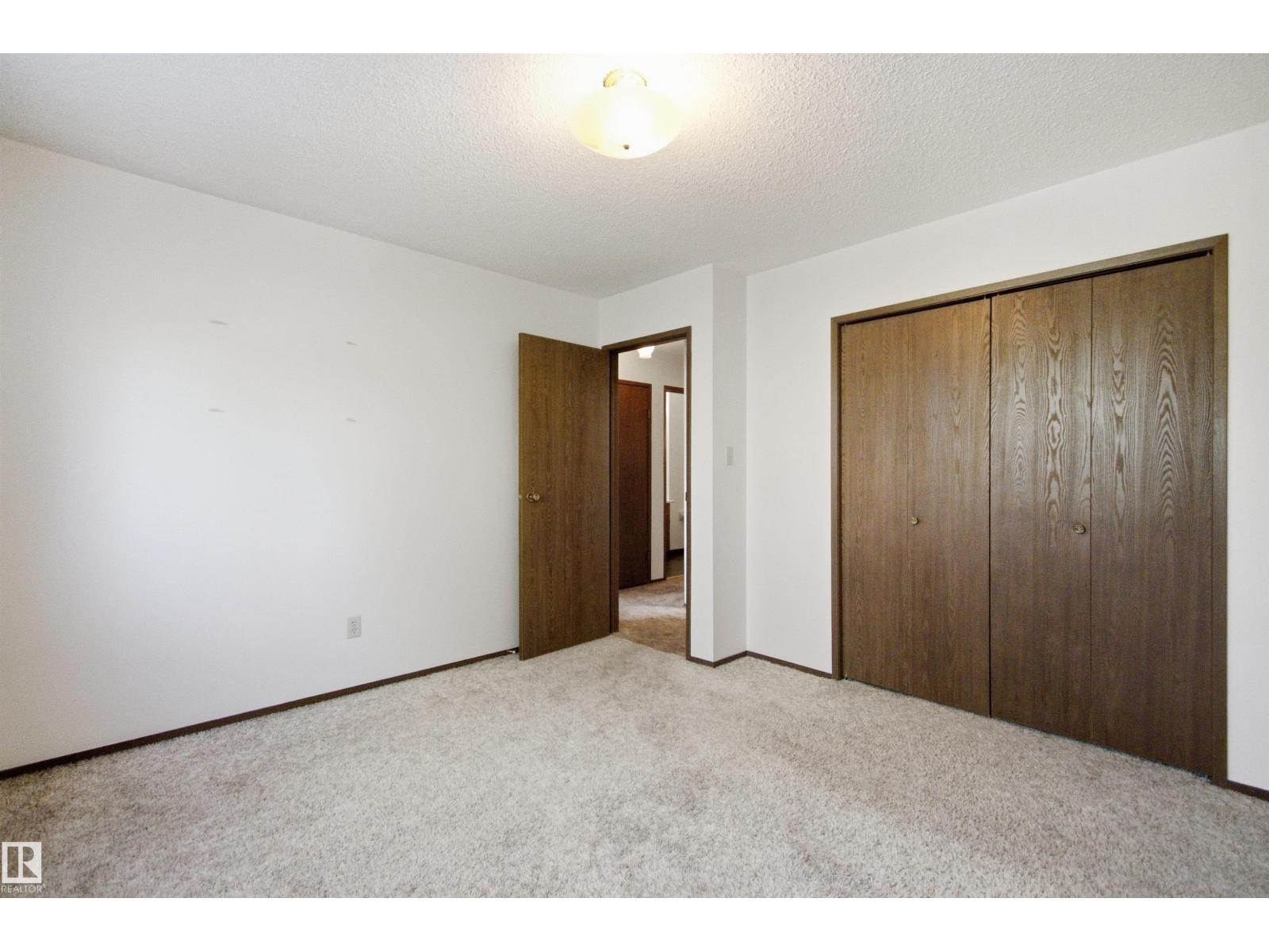8945 78 Av Nw Property Photo 36