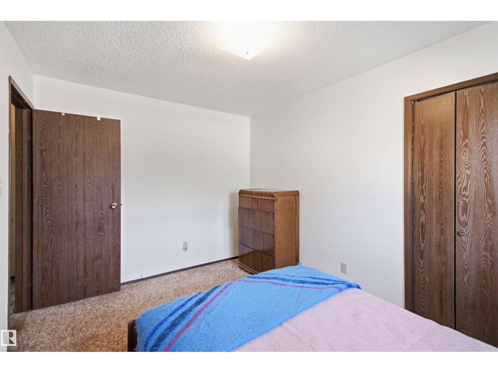 8945 78 Av Nw Property Photo 38