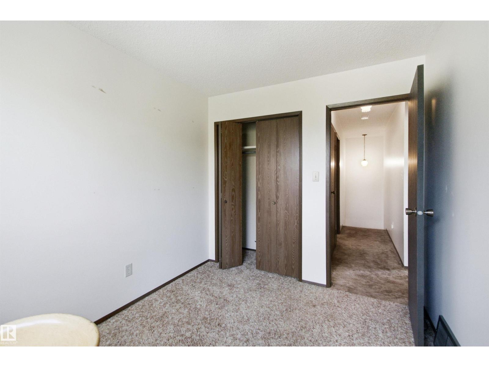 8945 78 Av Nw Property Photo 40