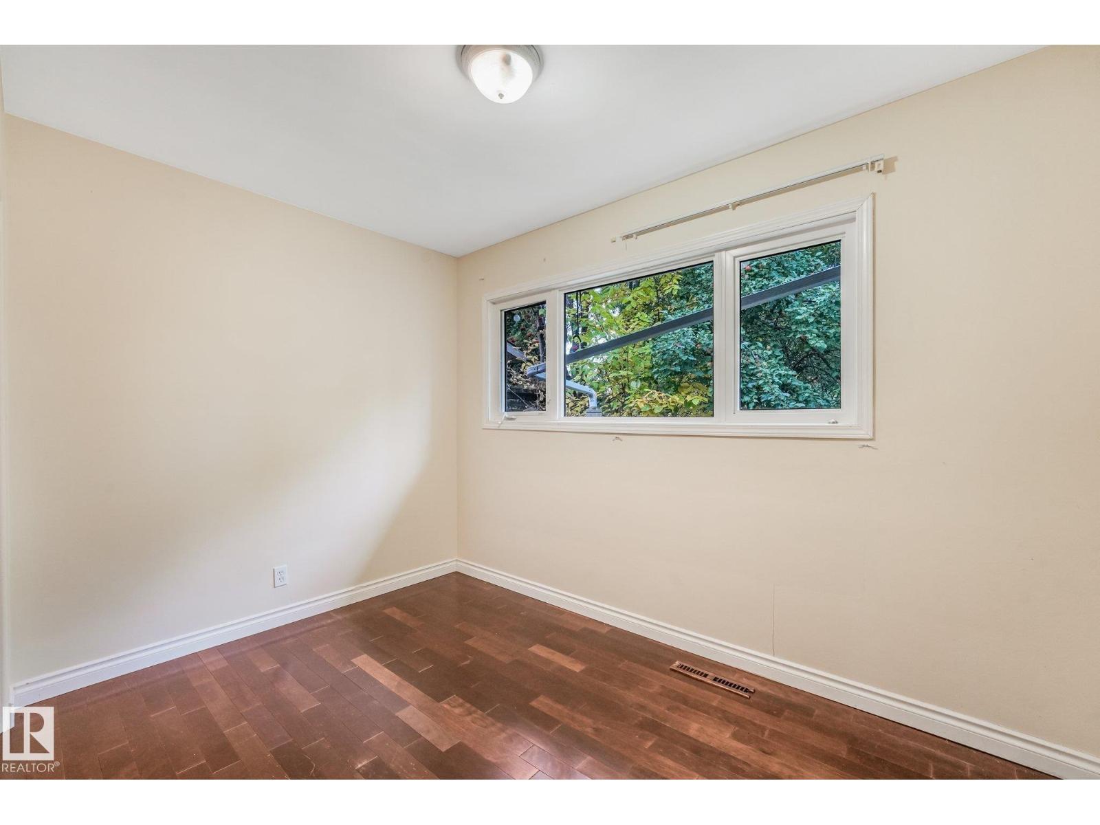 9256 148 St Nw Property Photo 19