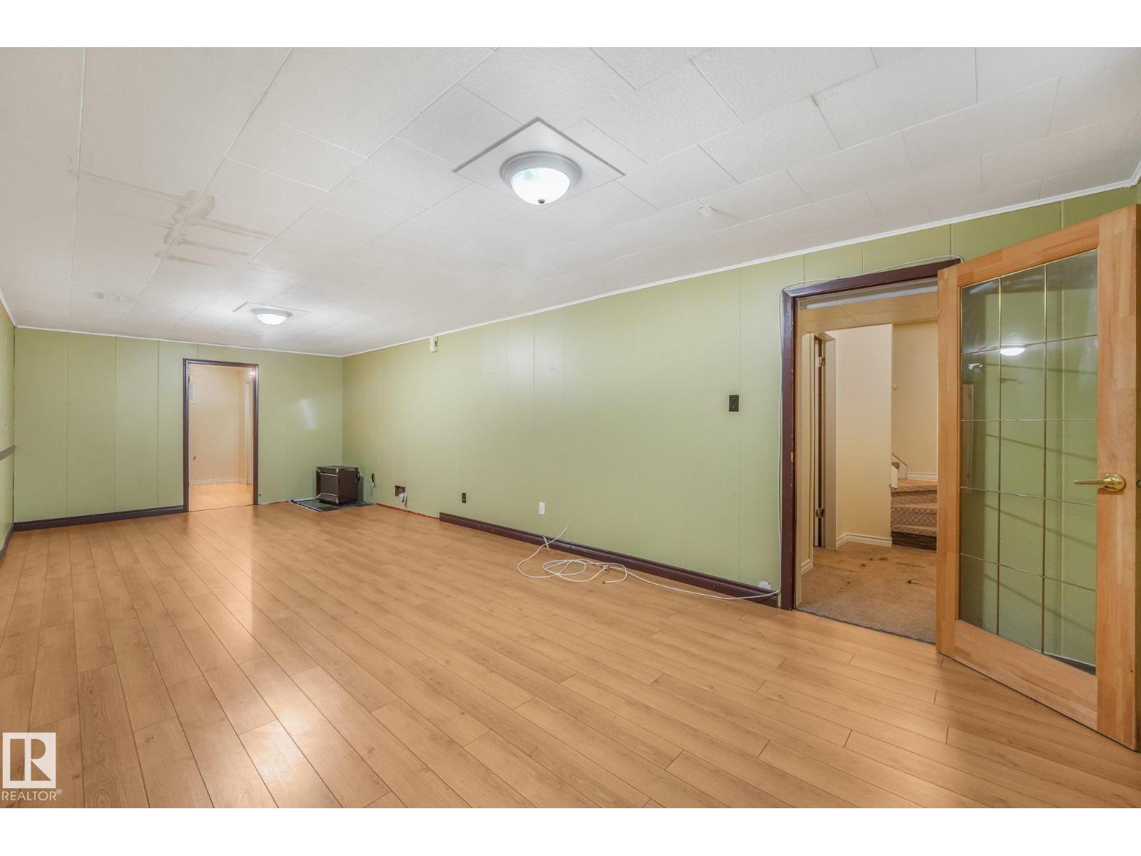 9256 148 St Nw Property Photo 28