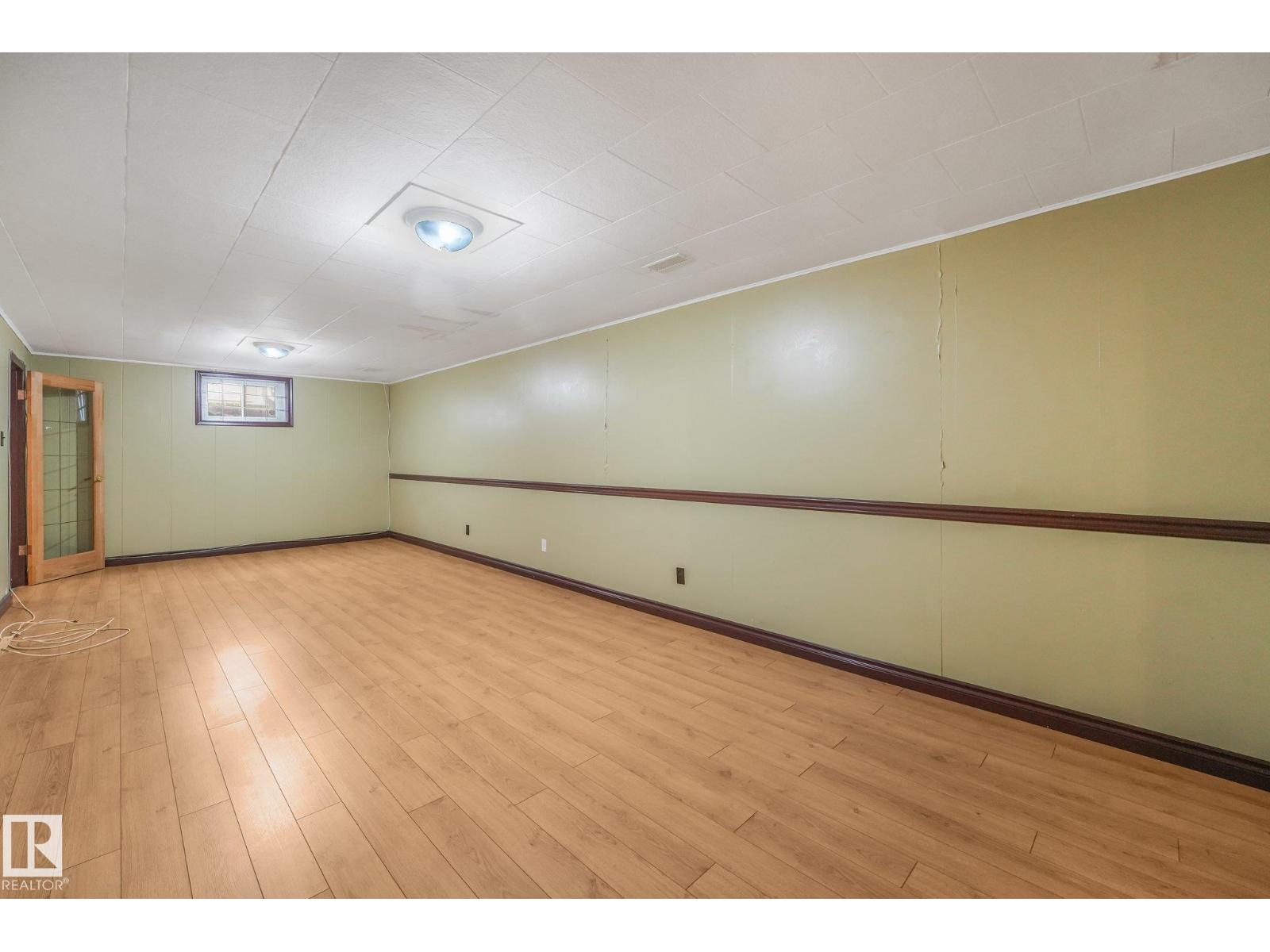 9256 148 St Nw Property Photo 29