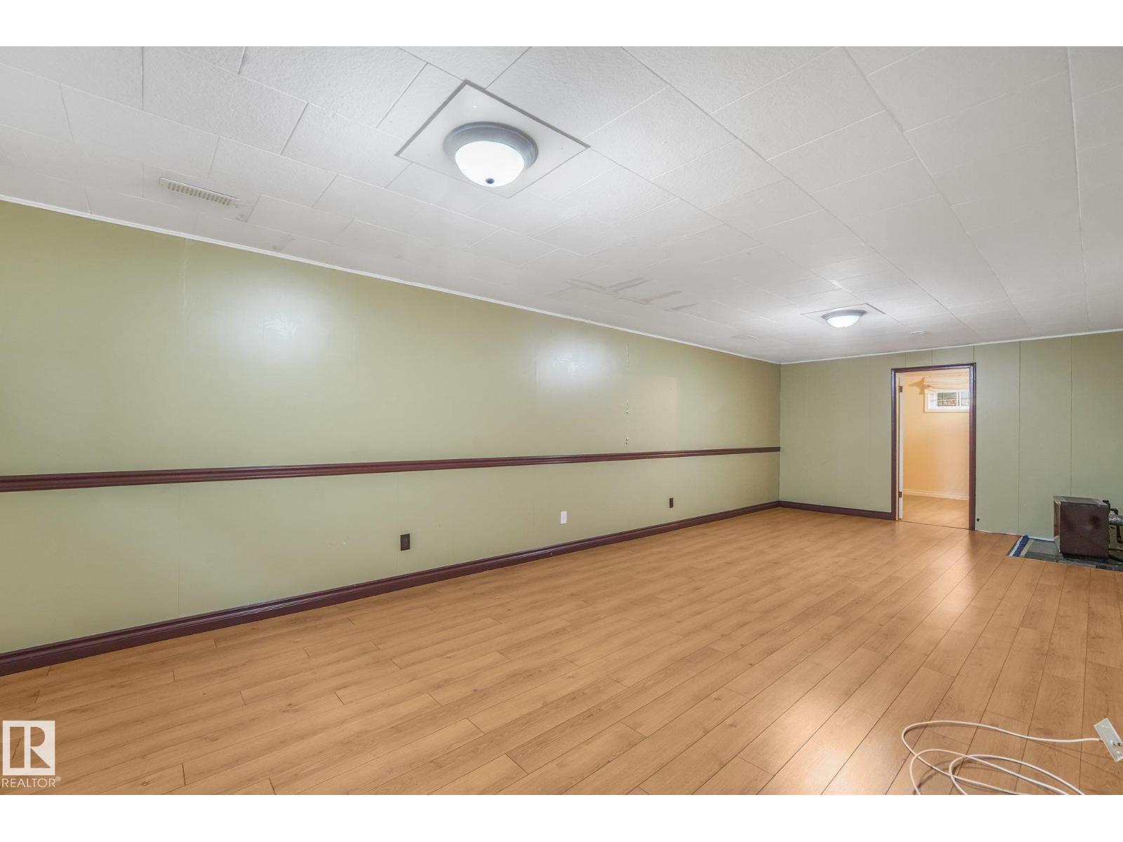9256 148 St Nw Property Photo 30