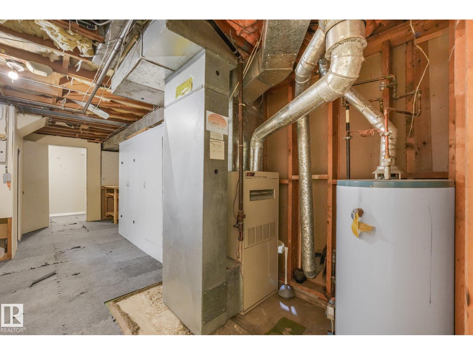 9256 148 St Nw Property Photo 39