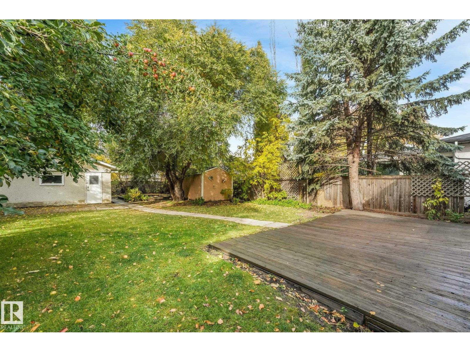 9256 148 St Nw Property Photo 43