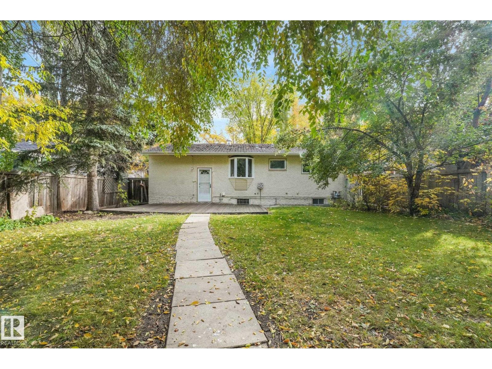 9256 148 St Nw Property Photo 45