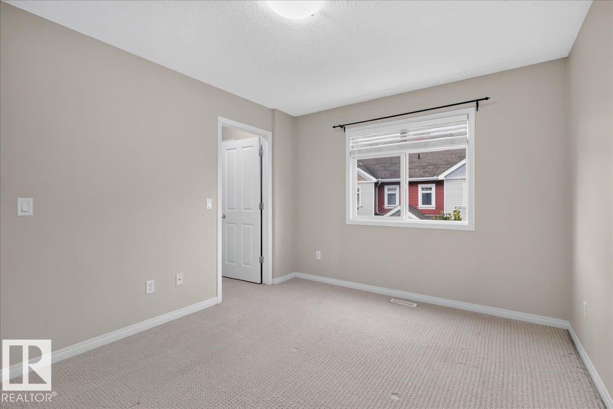 #61 1804 70 St Sw Property Photo 20