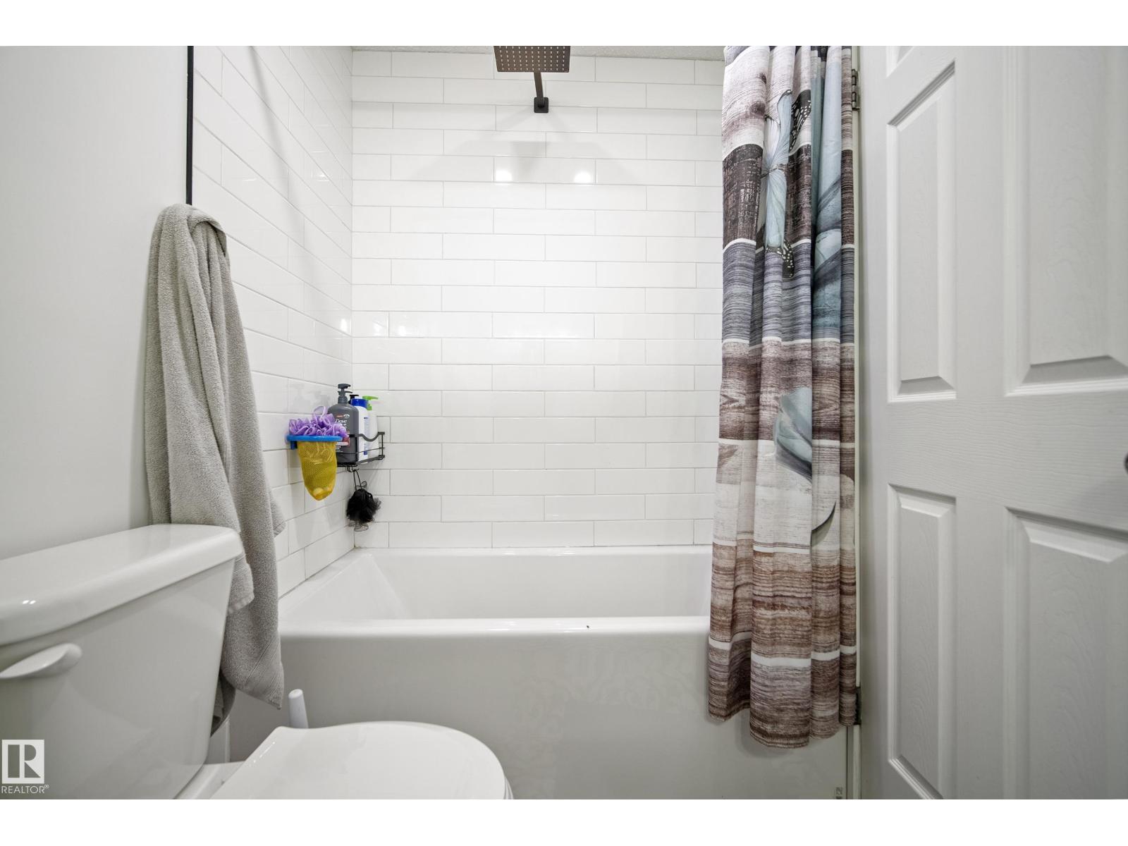 18024 73 Av Nw Property Photo 14