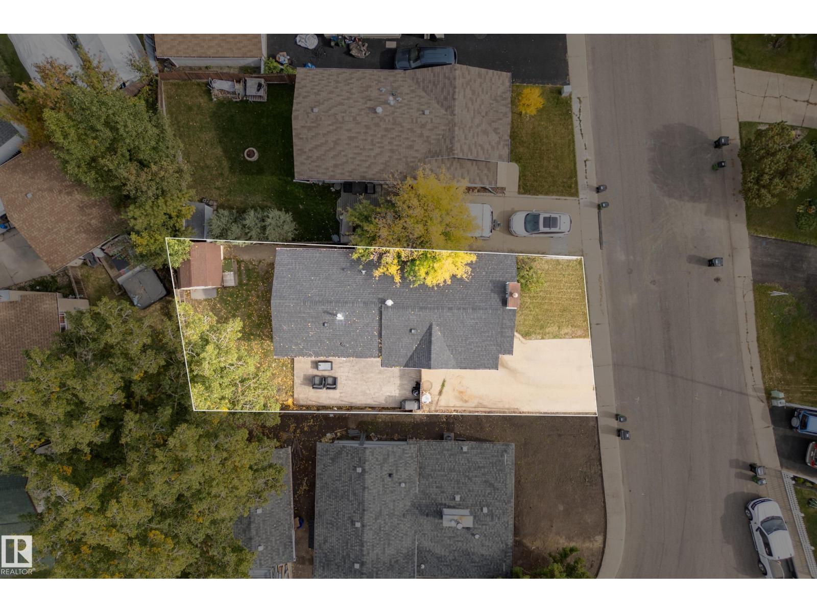 18024 73 Av Nw Property Photo 38