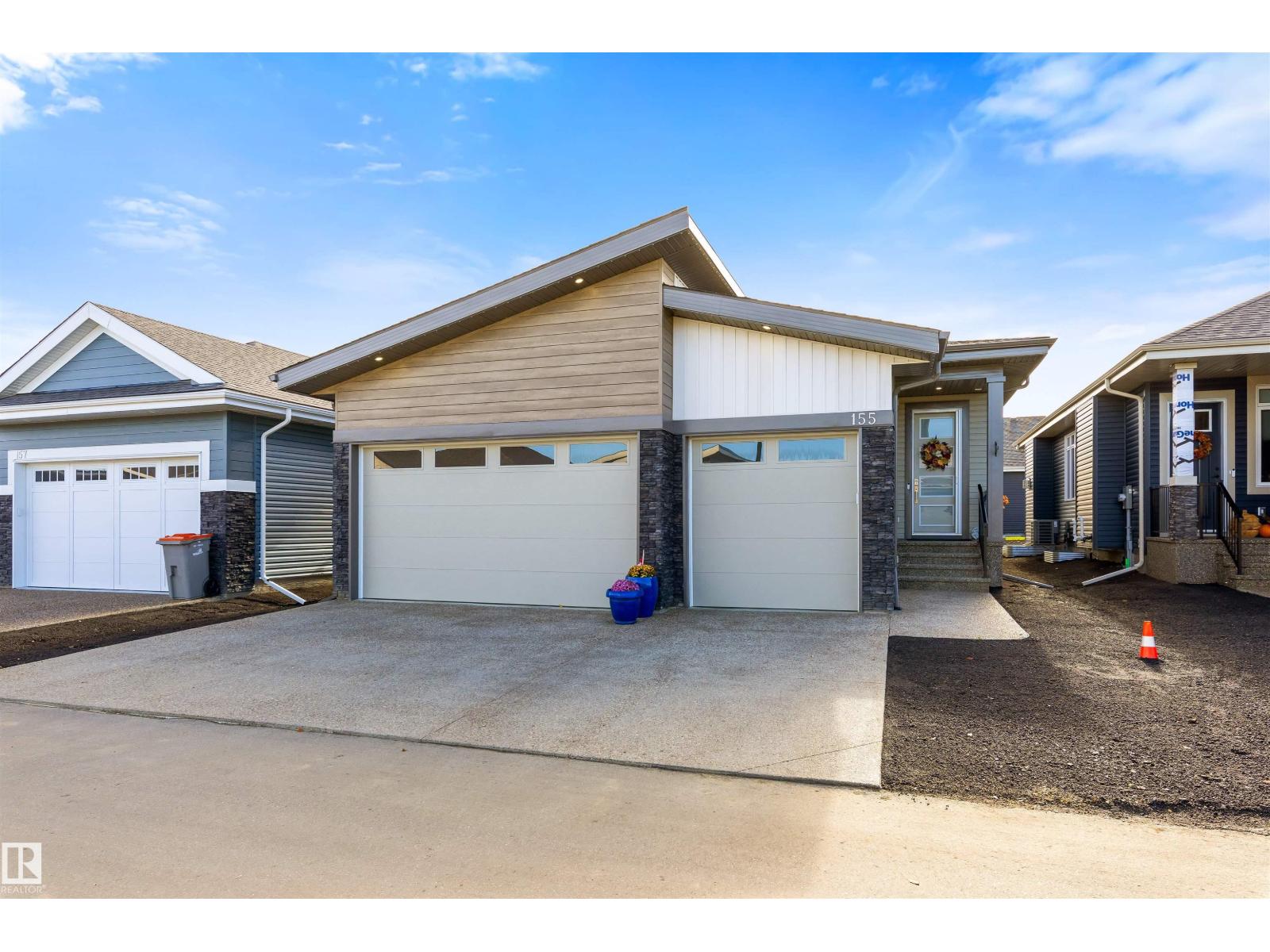 #155 50 Heatherglen Dr Property Photo 1