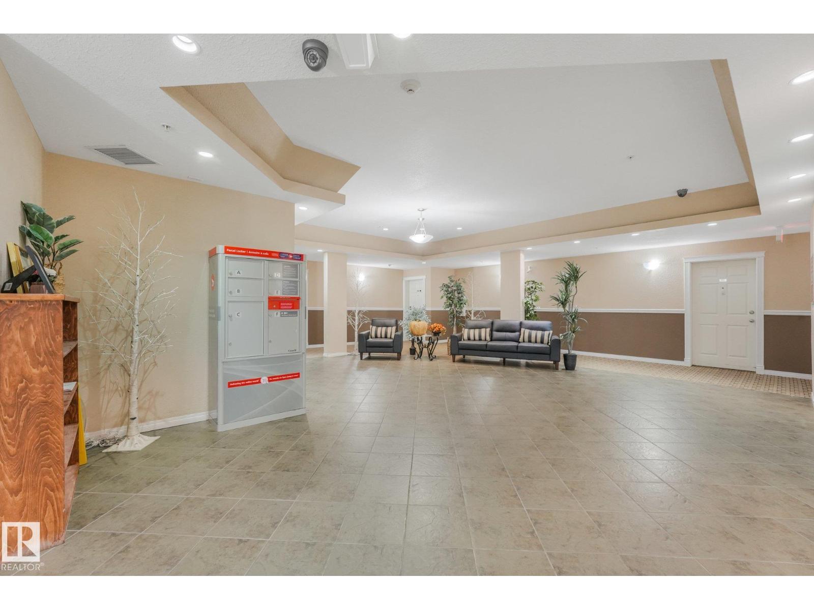 #408 4310 33 St Property Photo 6