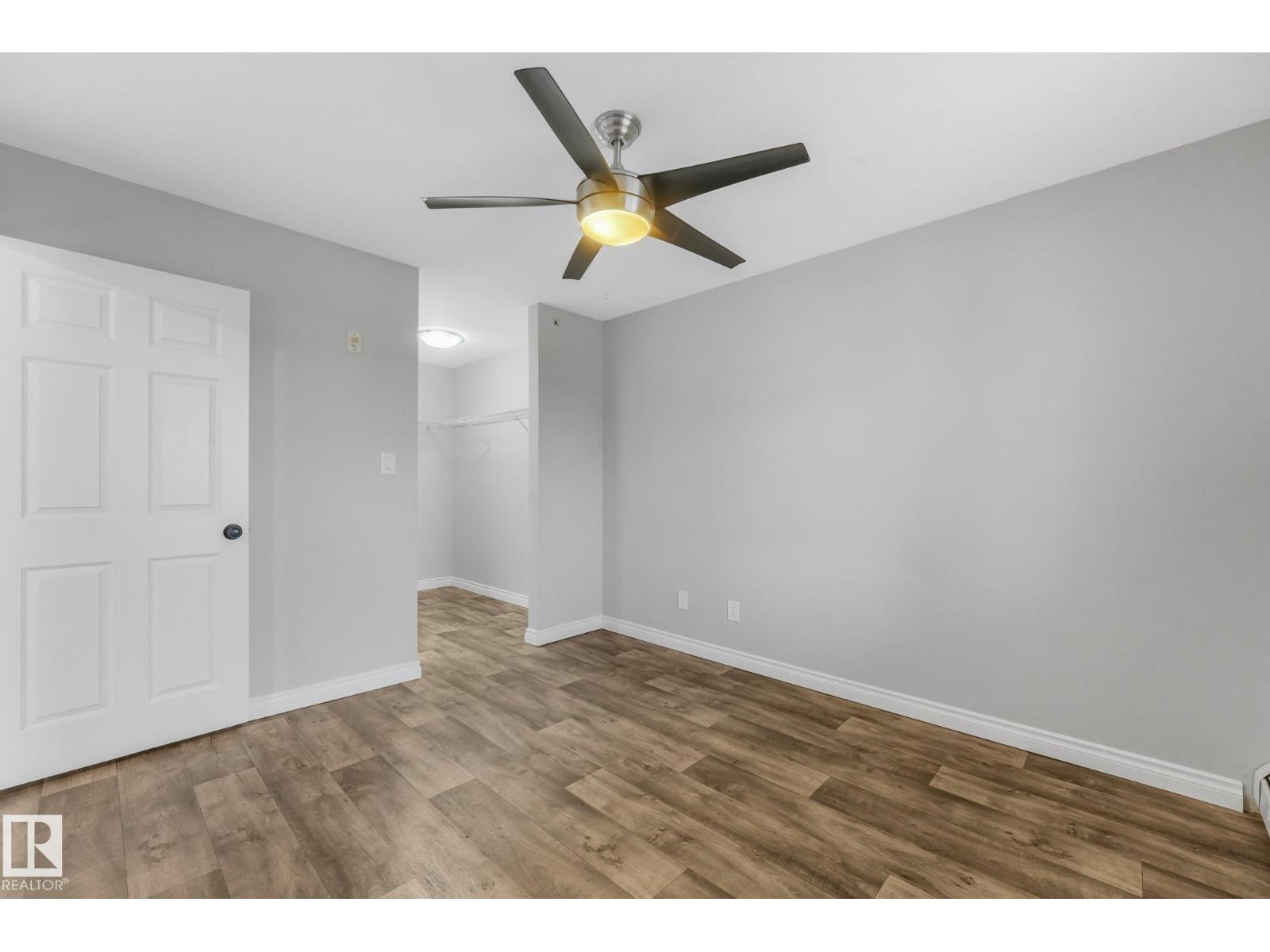 #408 4310 33 St Property Photo 23