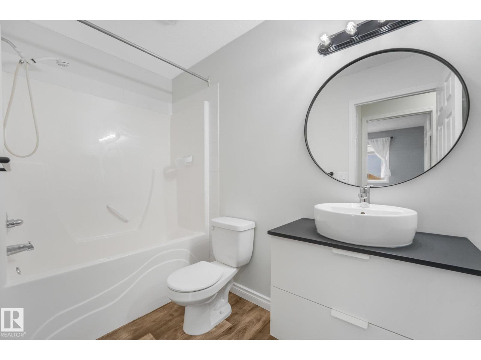 #408 4310 33 St Property Photo 32