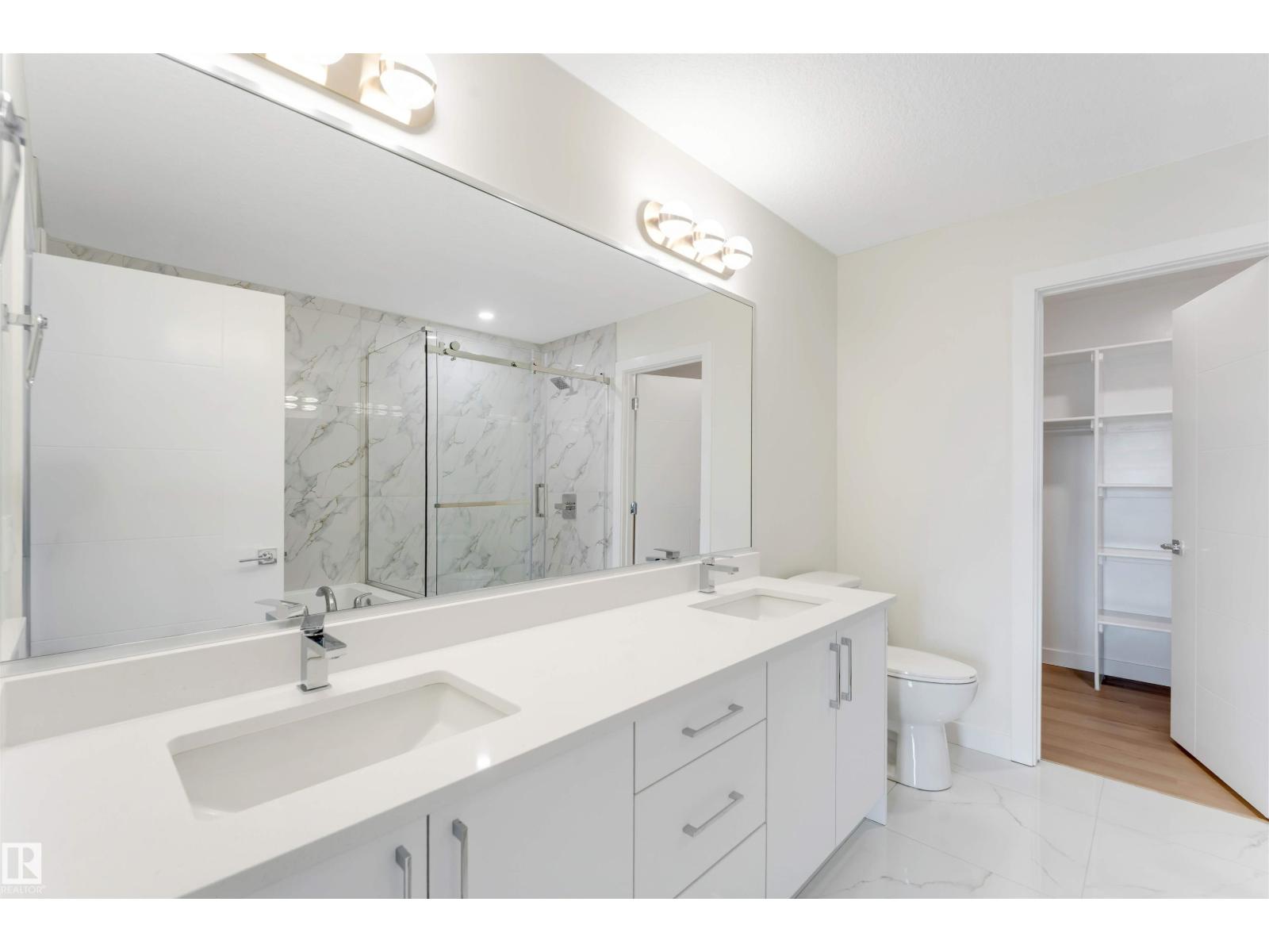 3803 38 Av Property Photo 33