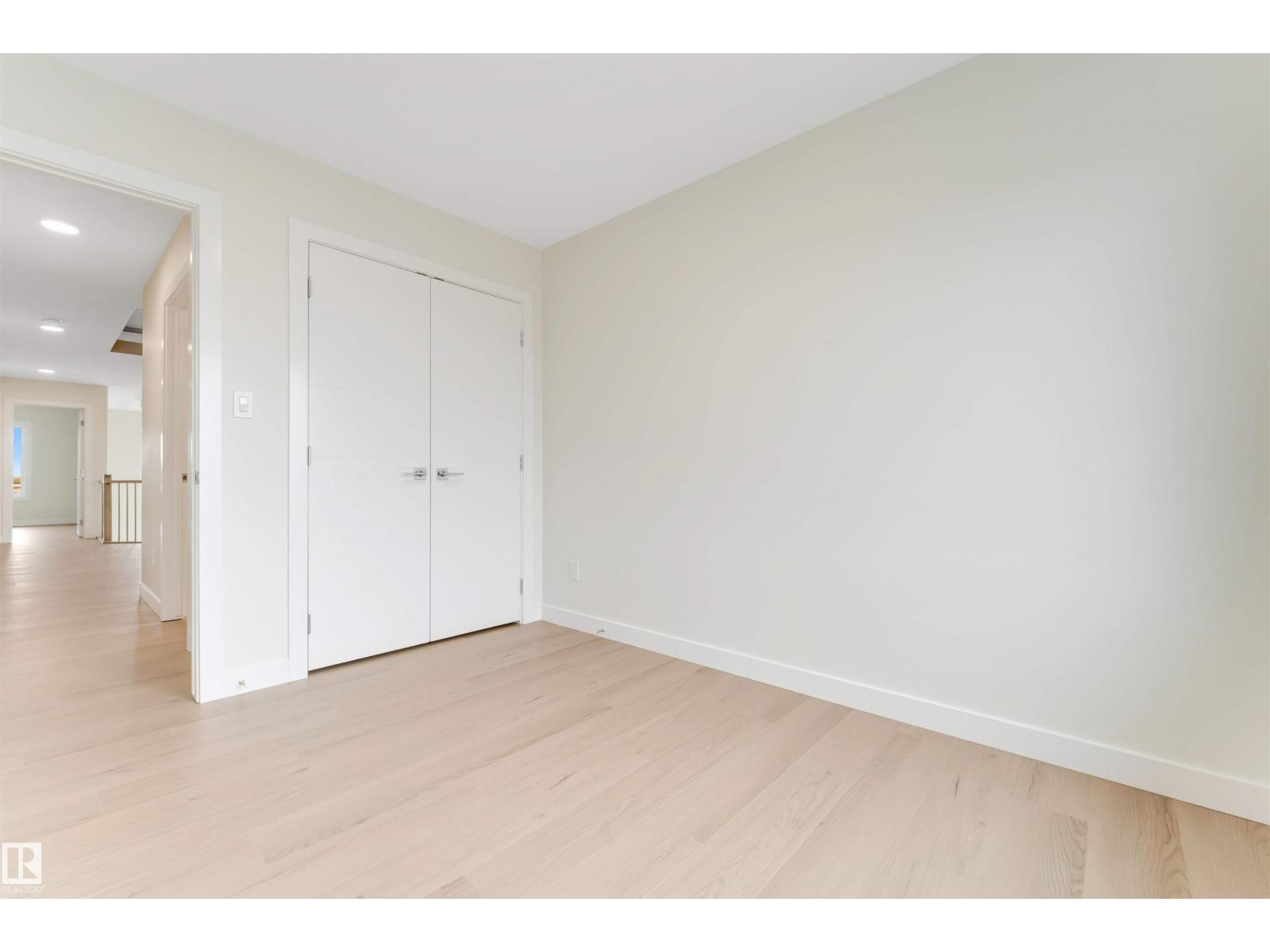 3803 38 Av Property Photo 35