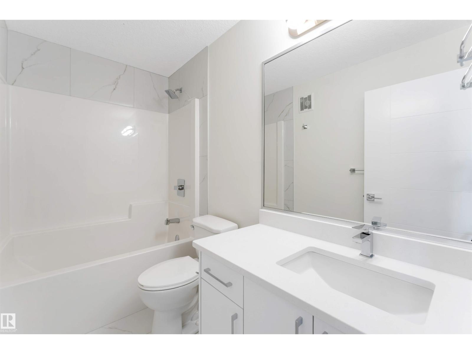 3803 38 Av Property Photo 39