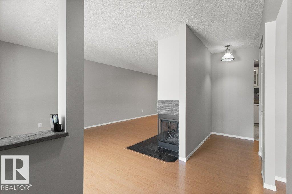 #4 14620 26 St Nw Property Photo 7