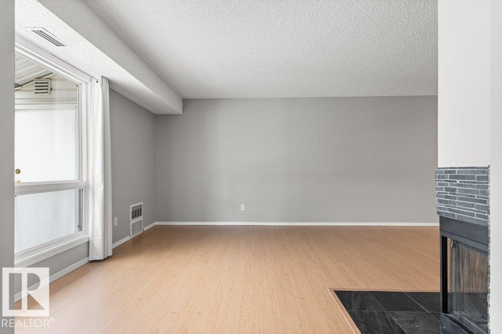 #4 14620 26 St Nw Property Photo 10