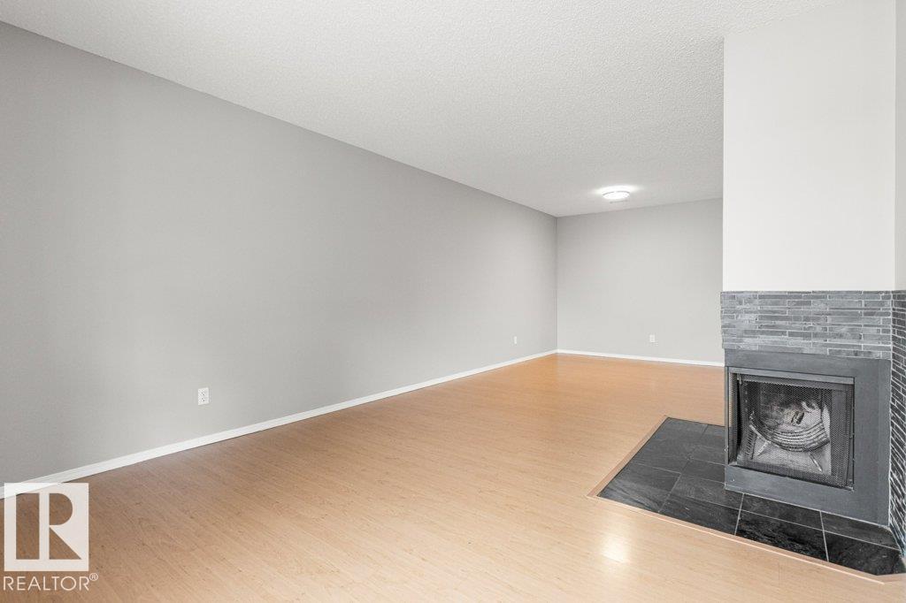 #4 14620 26 St Nw Property Photo 14