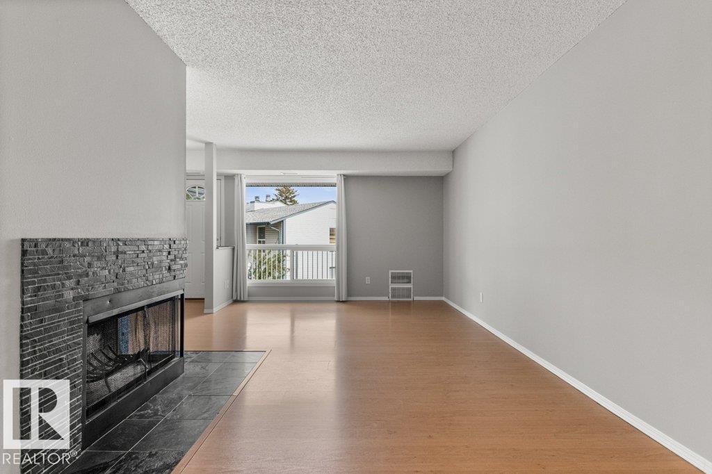 #4 14620 26 St Nw Property Photo 18