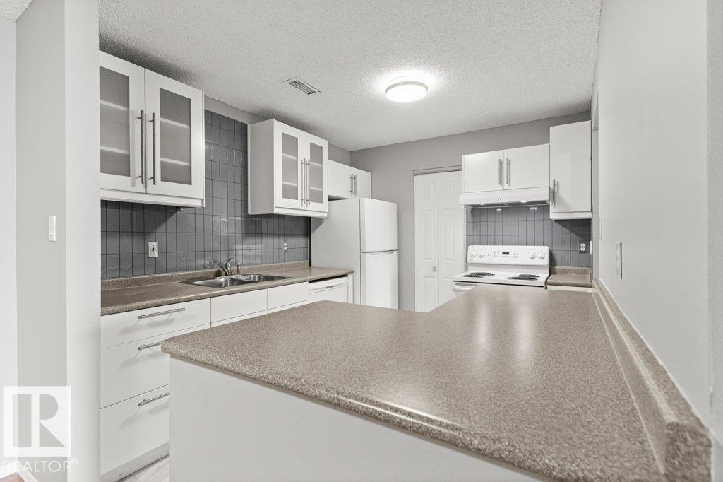 #4 14620 26 St Nw Property Photo 21