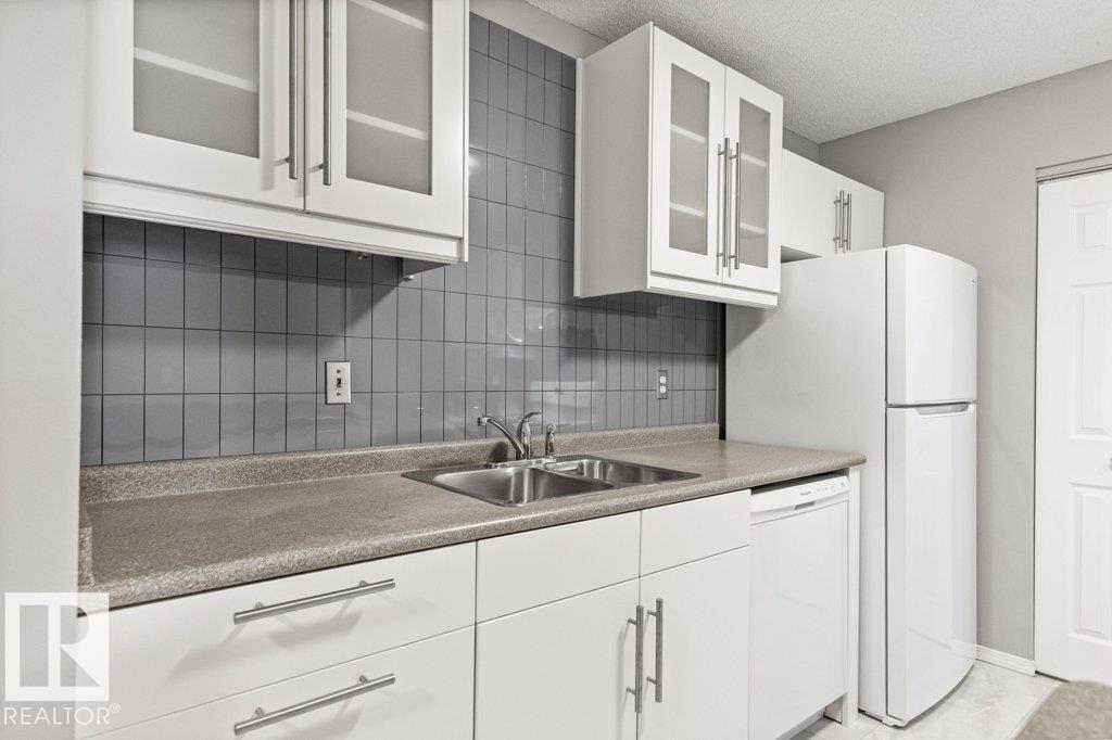 #4 14620 26 St Nw Property Photo 24