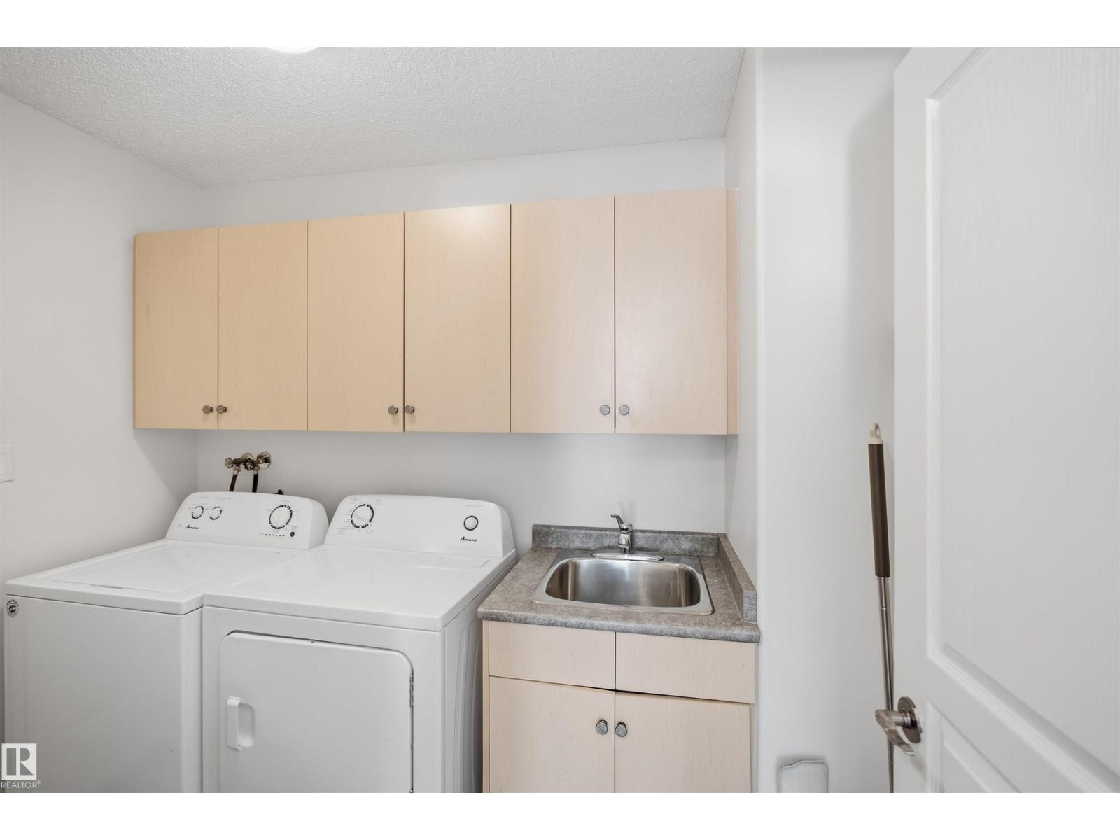 4615 17 St Sw Property Photo 9