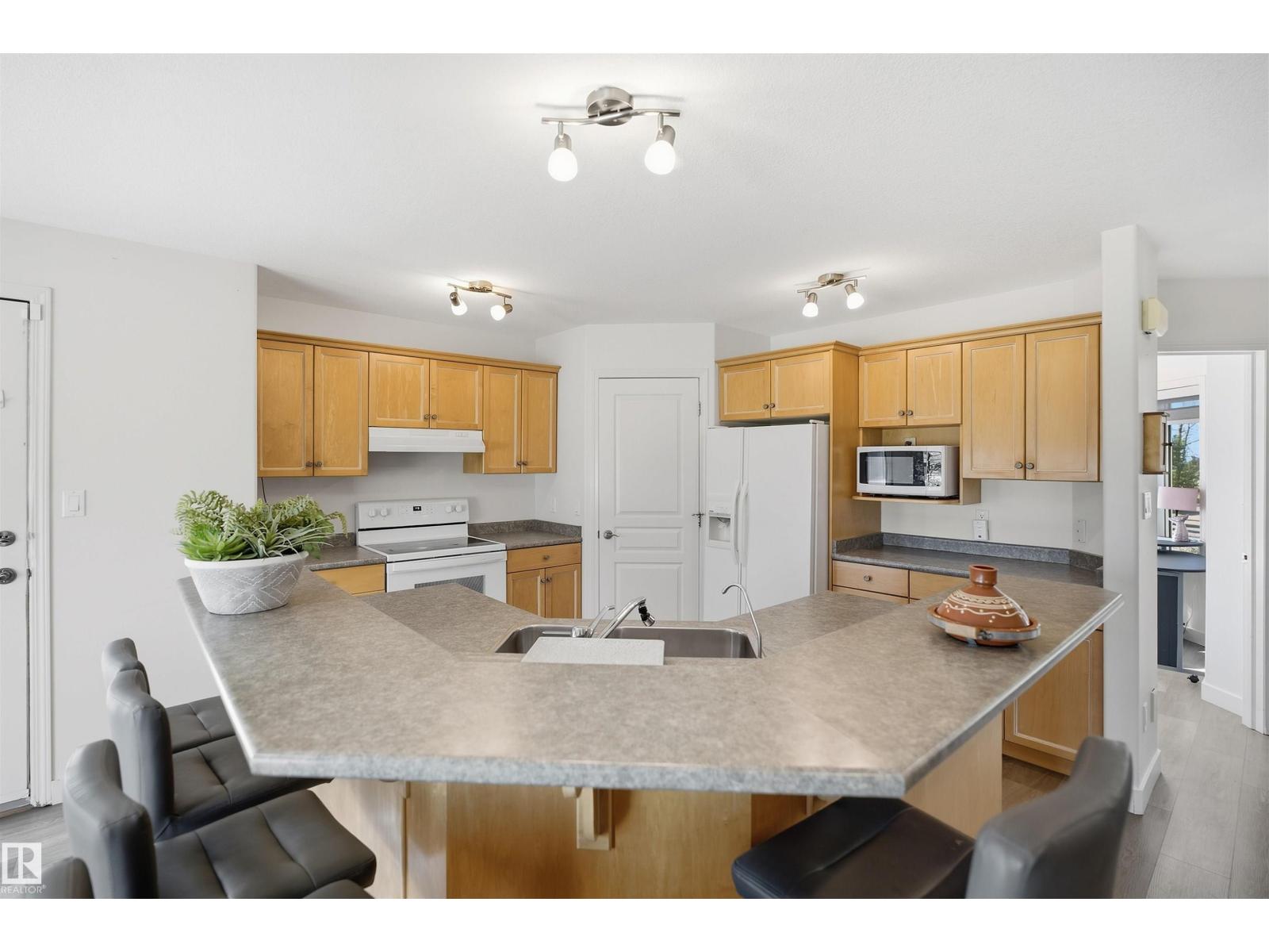 4615 17 St Sw Property Photo 13