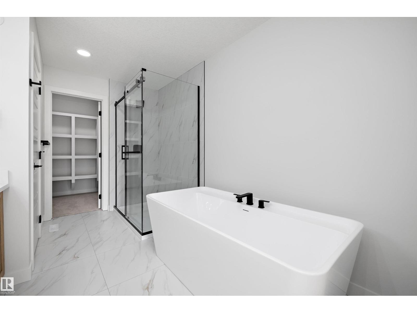1753 Crossbill Lo Nw Nw Property Photo 42
