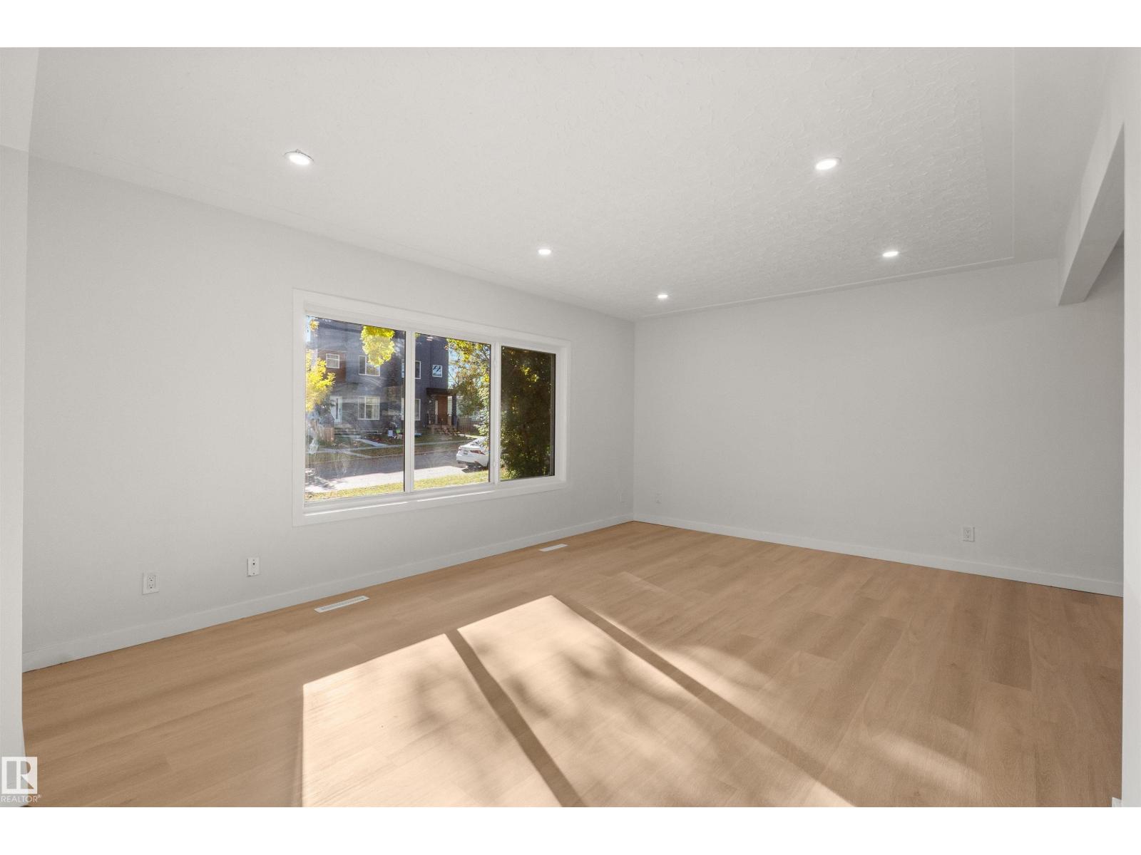 10428 64 Av Nw Nw Property Photo 5