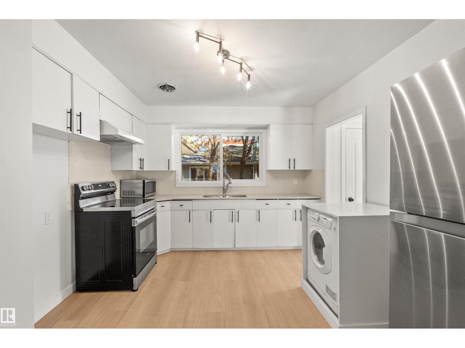 10428 64 Av Nw Nw Property Photo 12