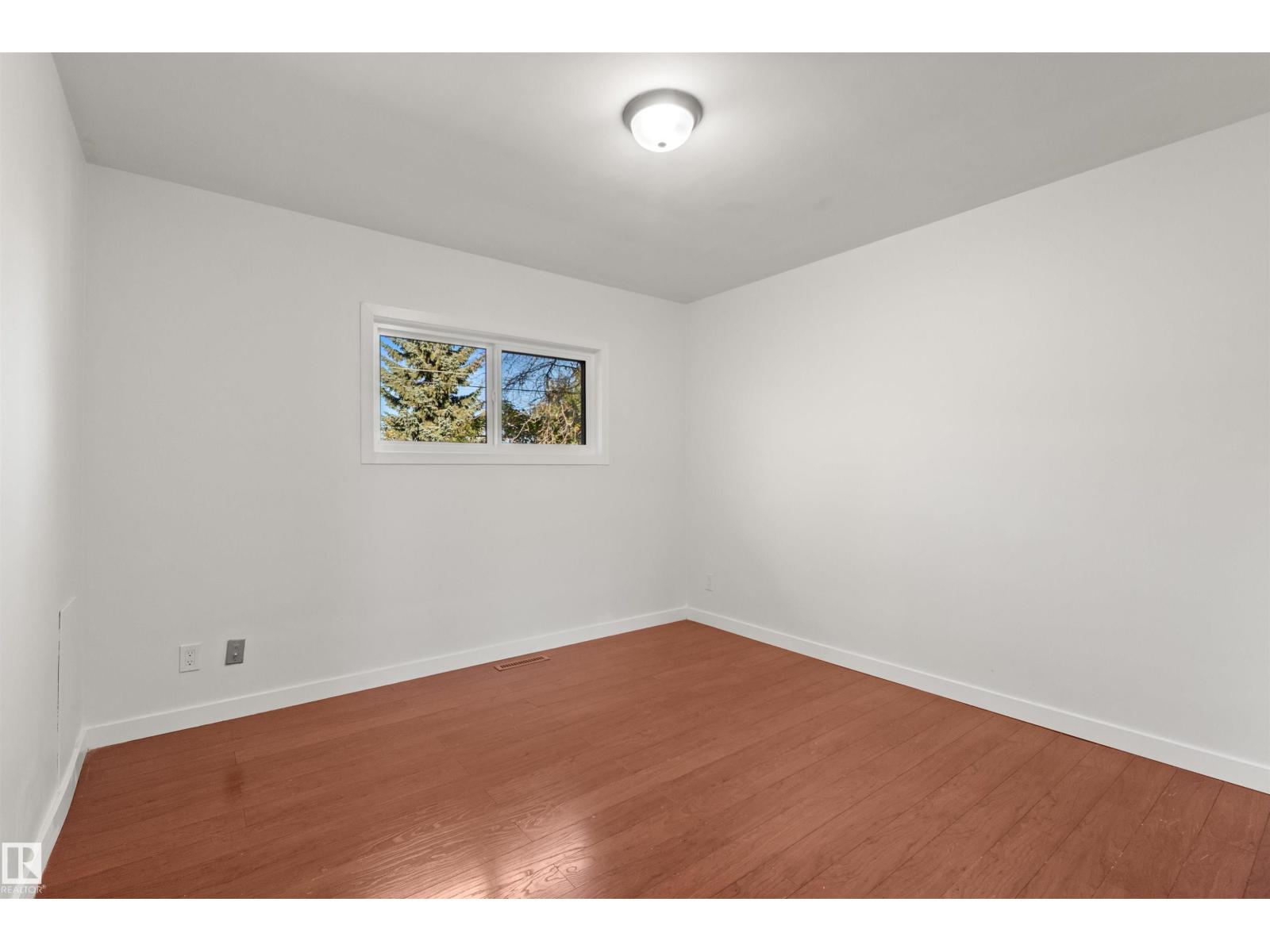 10428 64 Av Nw Nw Property Photo 21