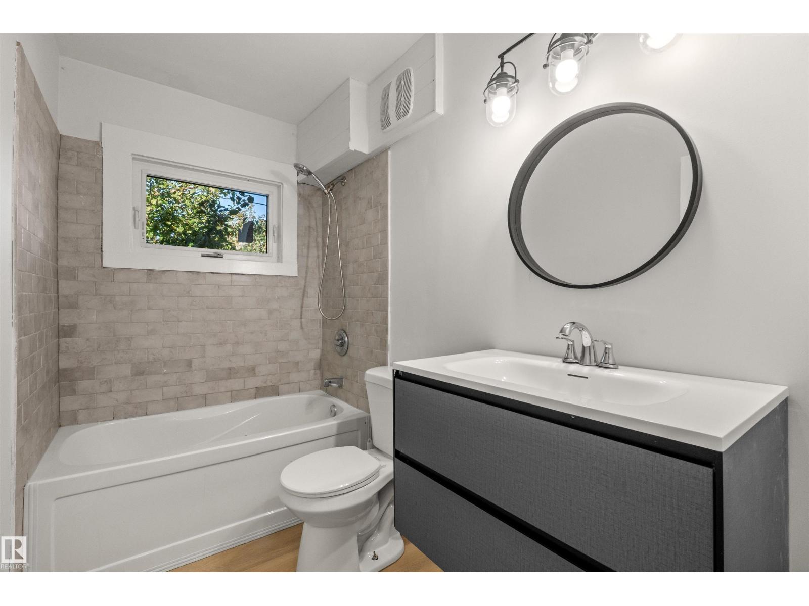 10428 64 Av Nw Nw Property Photo 26