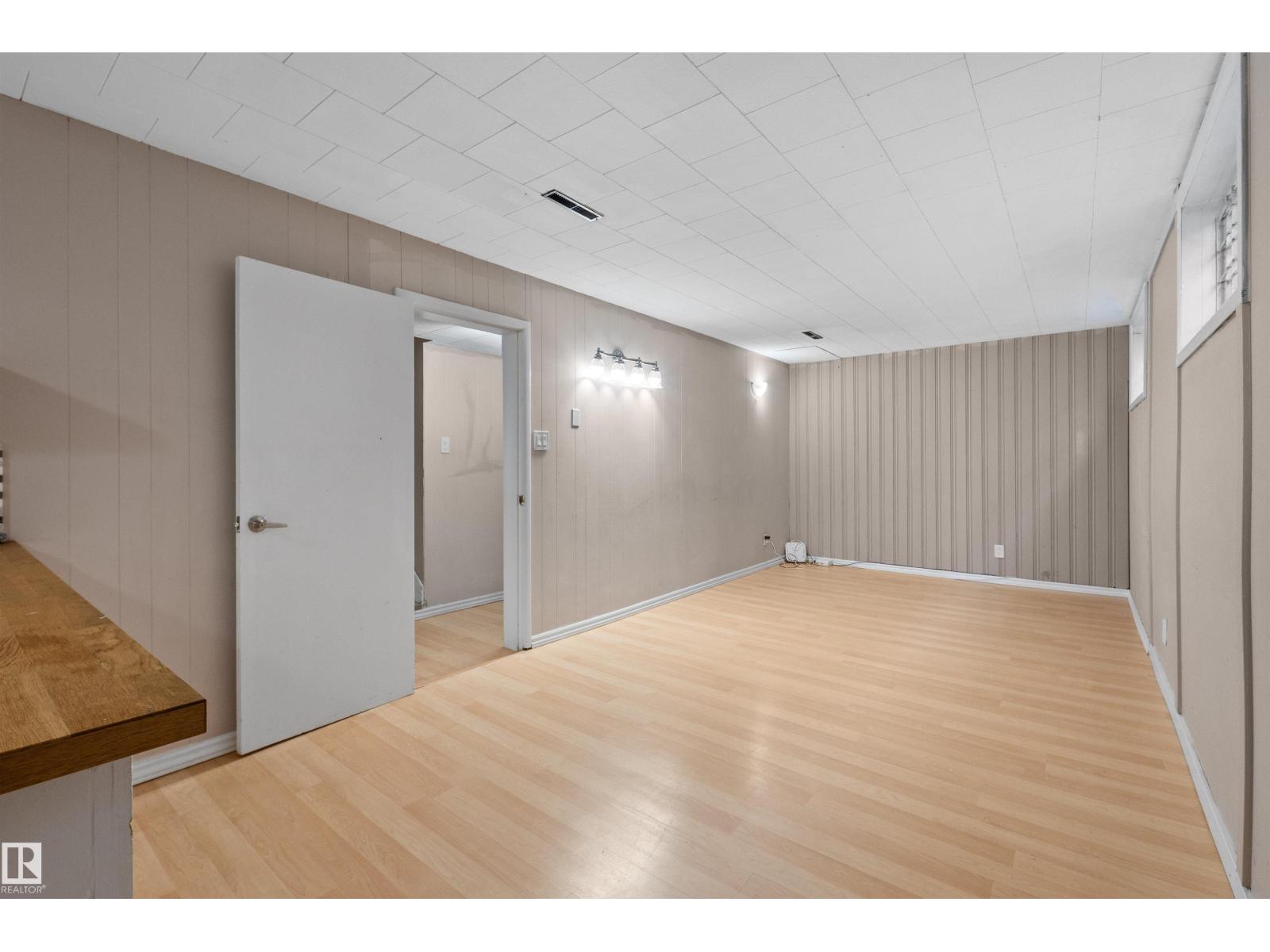 10428 64 Av Nw Nw Property Photo 29