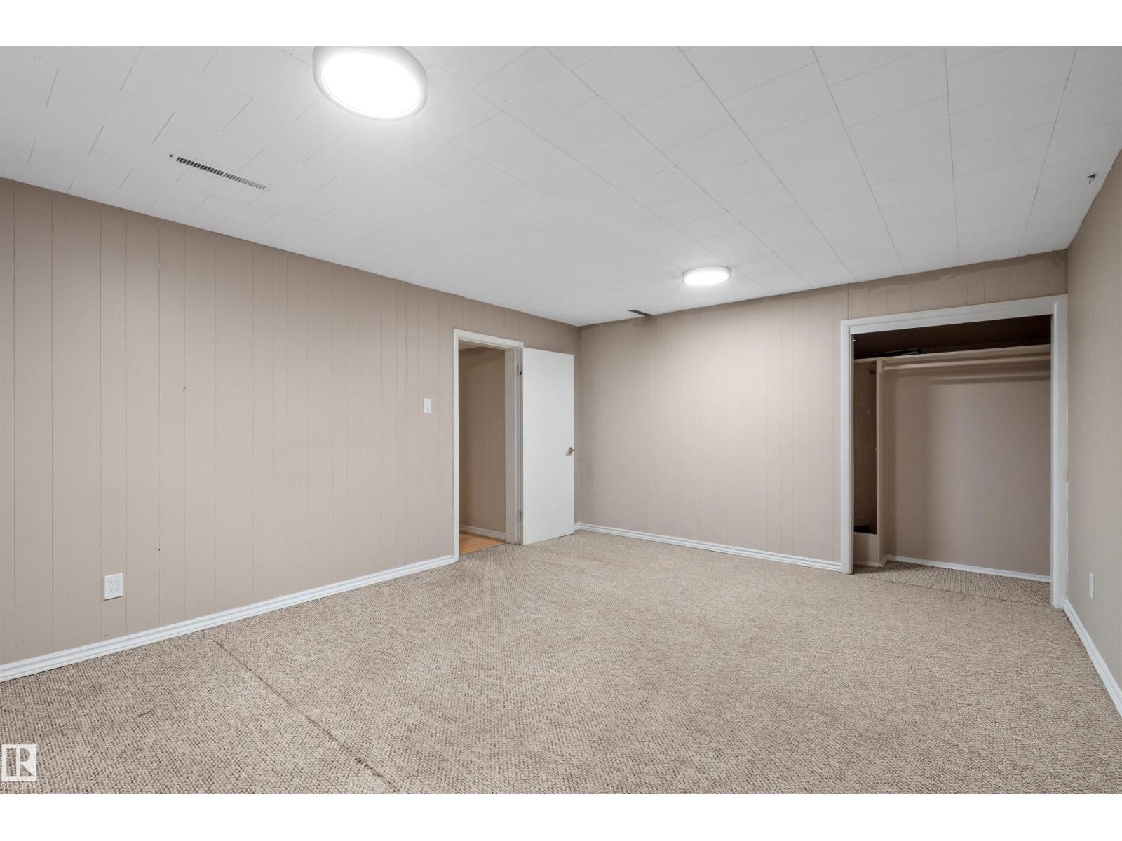 10428 64 Av Nw Nw Property Photo 32
