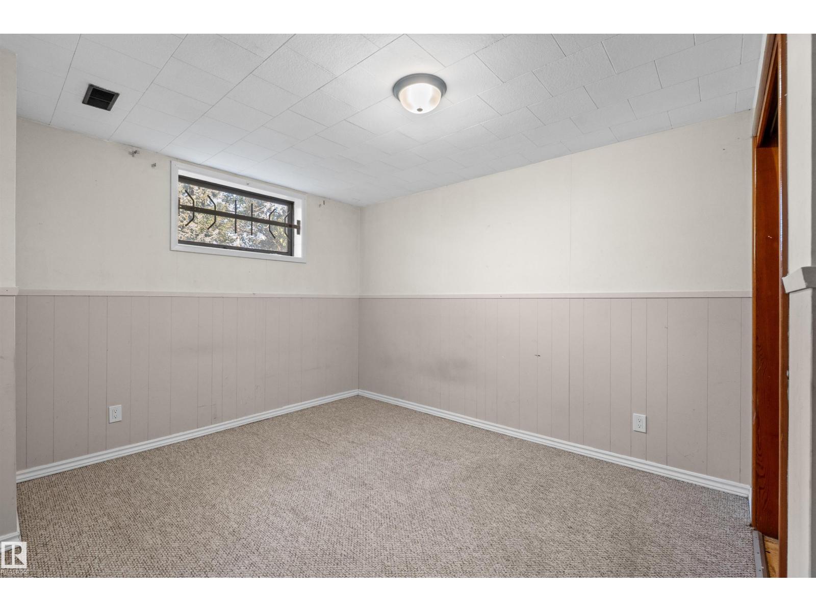 10428 64 Av Nw Nw Property Photo 40