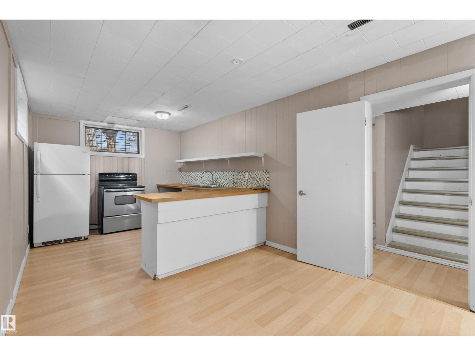 10428 64 Av Nw Nw Property Photo 43